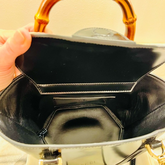 Gucci Black Patent Leather in Bag with Bamboo Handle - Picture 11 of 14